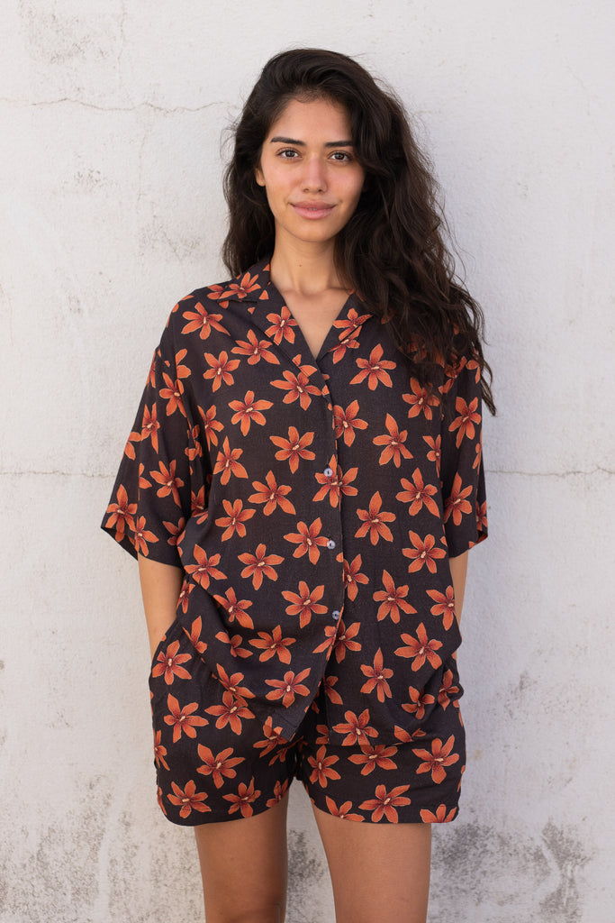 Jay Floral Shirt, Button-Down - Hawaiian Flower Print - Papaya Lily - Front View