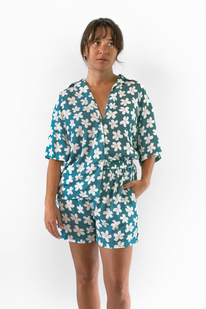 Jay Short Sleeve Shirt - Teal Hibiscus - Front View
